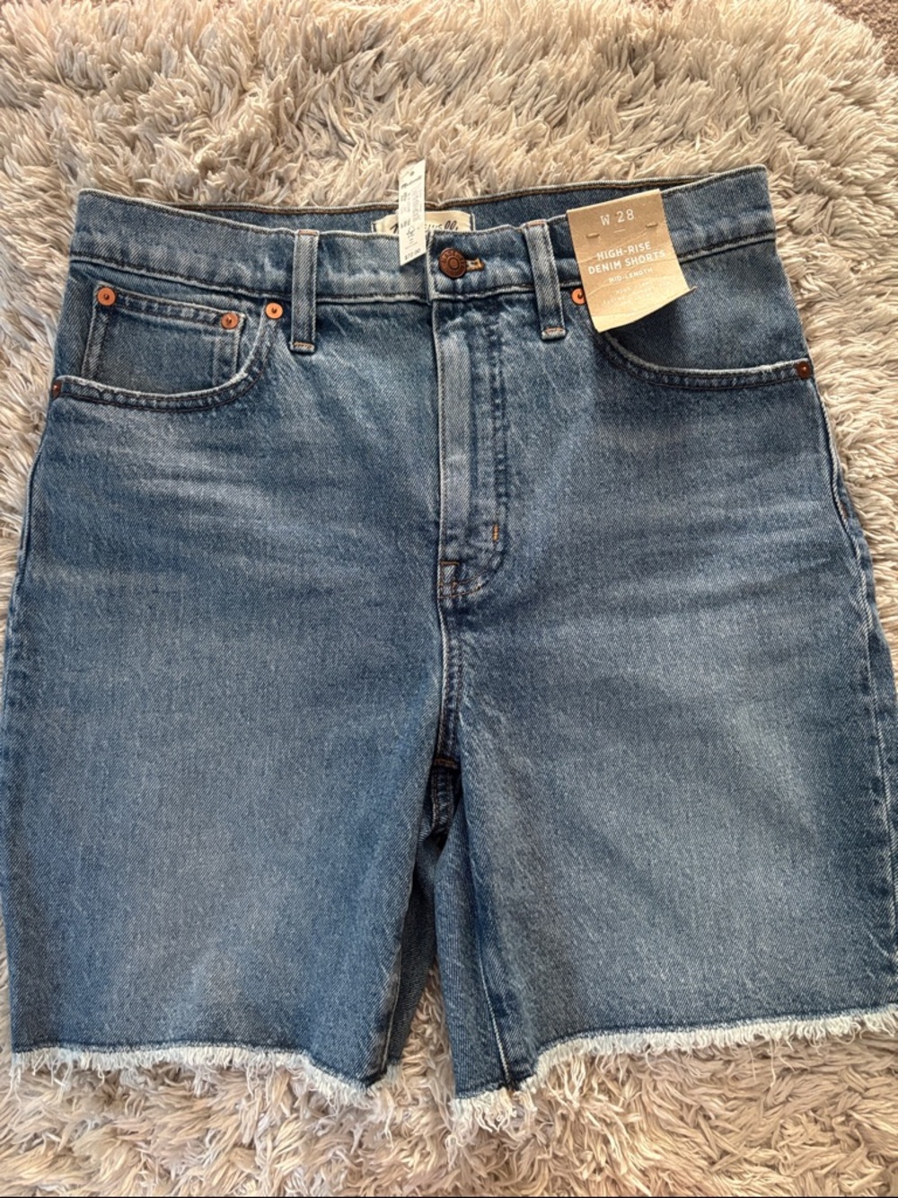 NWT Madewell High-Rise Jean Shorts in Medium Blue size 28